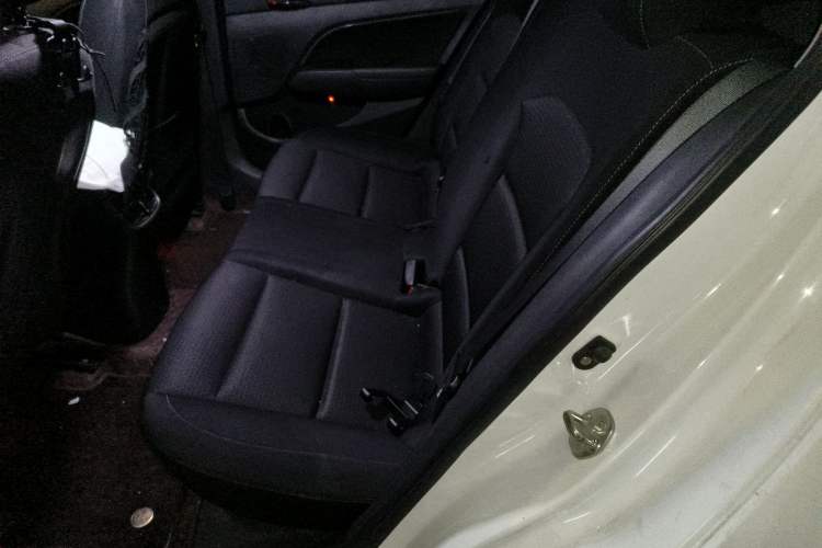 Used Hyundai Elantra (6th Generation / Lingdong) 2018 1.4T Dual-Clutch Xuan Dong · Dynamic Edition Left Rear Seat