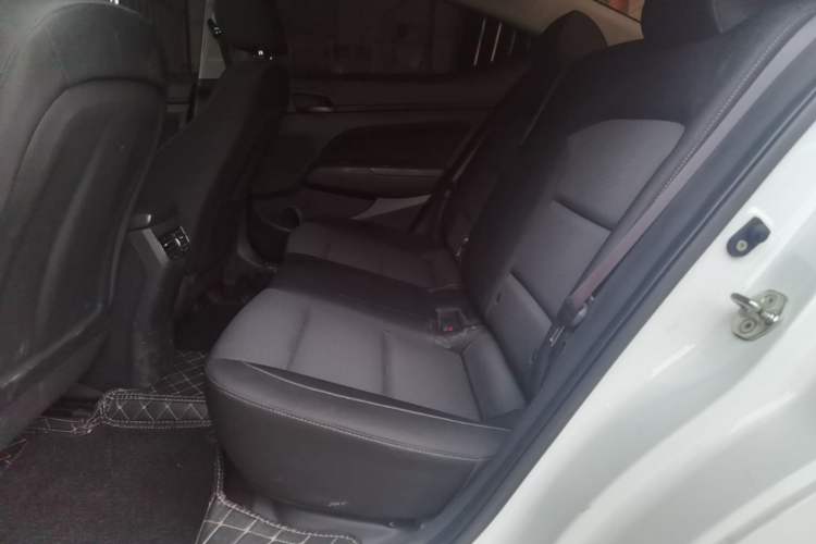 Used Hyundai Elantra (6th Generation / Lingdong) 2018 1.4T Dual-Clutch Xuan Dong · Dynamic Edition Left Rear Seat