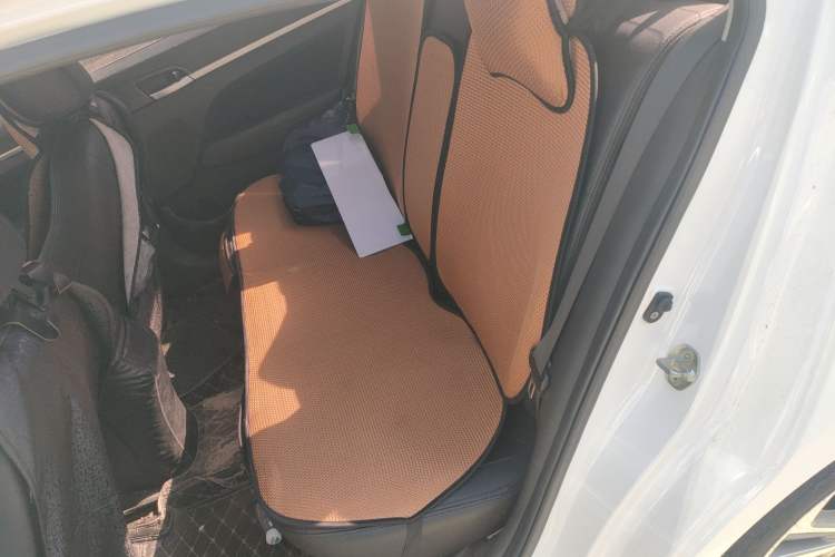 Used Hyundai Elantra (6th Generation / Lingdong) 2018 1.6L Automatic 15th Anniversary Special Edition Left Rear Seat