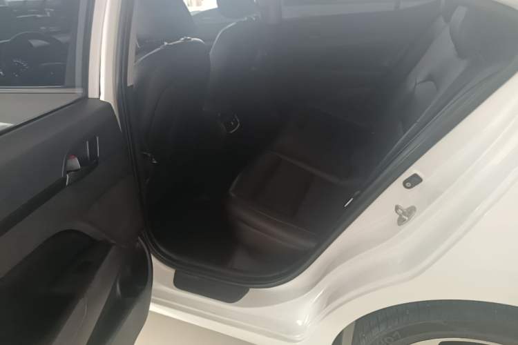 Used Hyundai Elantra (6th Generation / Lingdong) 2018 1.4T Dual-Clutch Xuan Dong · Dynamic Edition Left Rear Seat