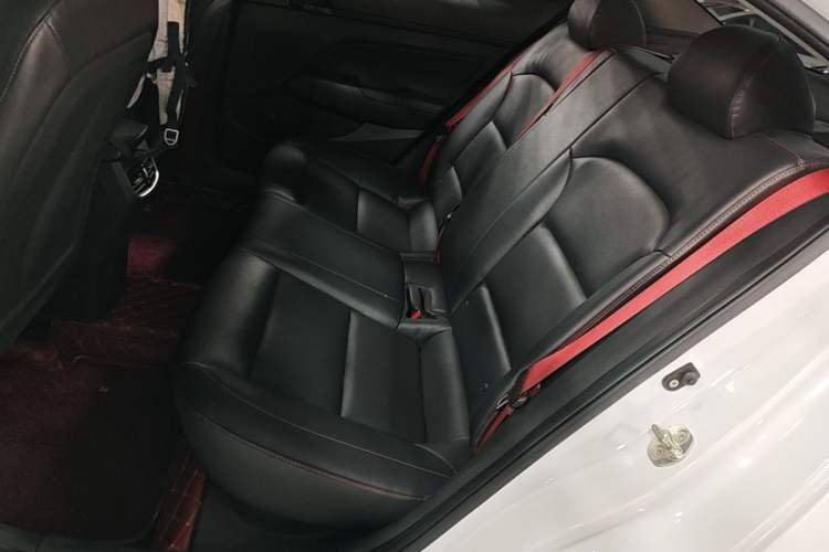 Used Hyundai Elantra (6th Generation / Lingdong) 2018 1.4T Dual-Clutch Xuan Dong · Dynamic Edition Left Rear Seat