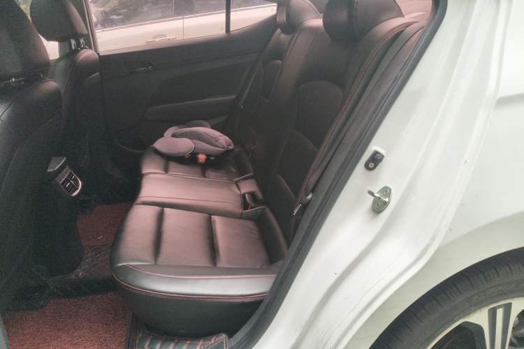 Used Hyundai Elantra (6th Generation / Lingdong) 2018 1.4T Dual-Clutch Xuan Dong · Dynamic Edition Left Rear Seat