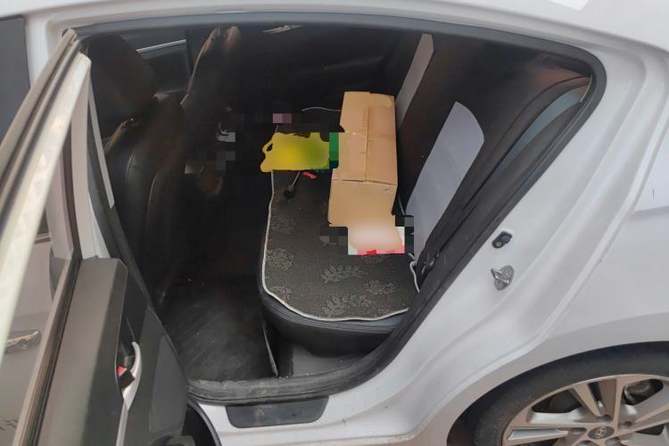 Used Hyundai Elantra (6th Generation / Lingdong) 2018 1.6L Automatic 15th Anniversary Special Edition Left Rear Seat
