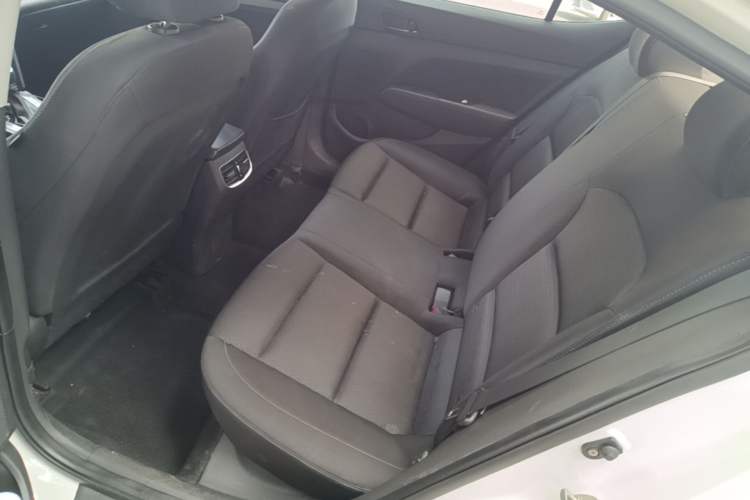 Used Hyundai Elantra (6th Generation / Lingdong) 2018 1.4T Dual-Clutch Xuan Dong · Dynamic Edition Left Rear Seat