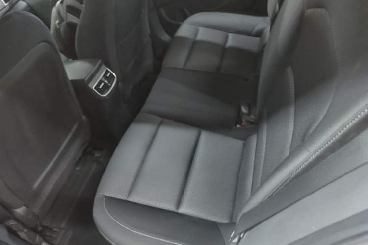 Used Hyundai Elantra (6th Generation / Lingdong) 2018 1.4T Dual-Clutch Xuan Dong · Dynamic Edition Left Rear Seat