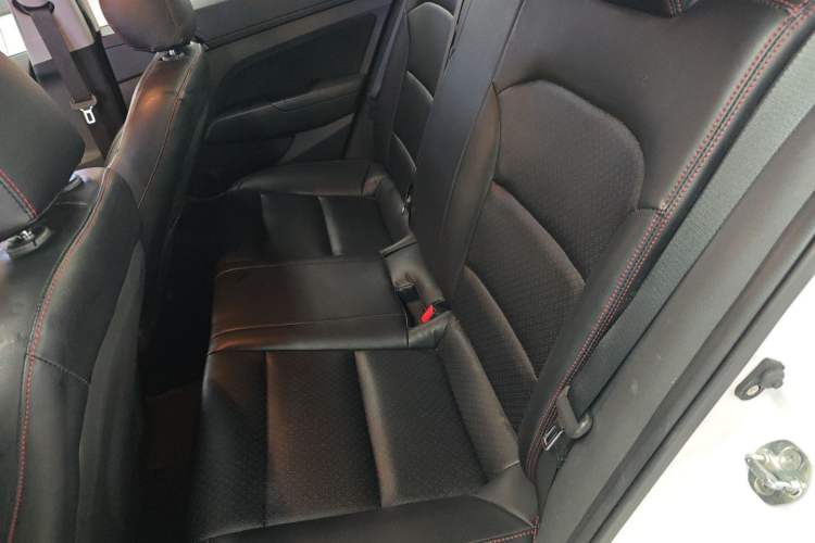 Used Hyundai Elantra (6th Generation / Lingdong) 2018 1.4T Dual-Clutch Xuan Dong · Dynamic Edition Left Rear Seat