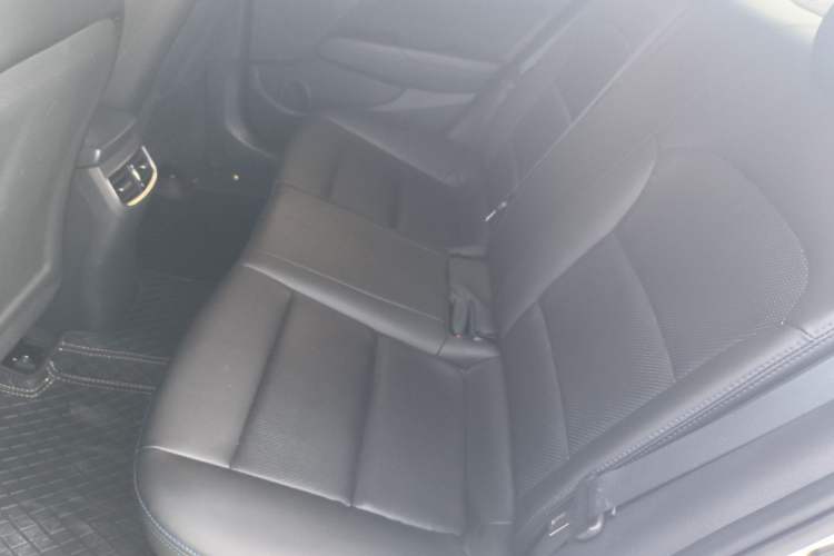 Used Hyundai Elantra (6th Generation / Lingdong) 2018 1.4T Dual-Clutch Xuan Dong · Dynamic Edition Left Rear Seat