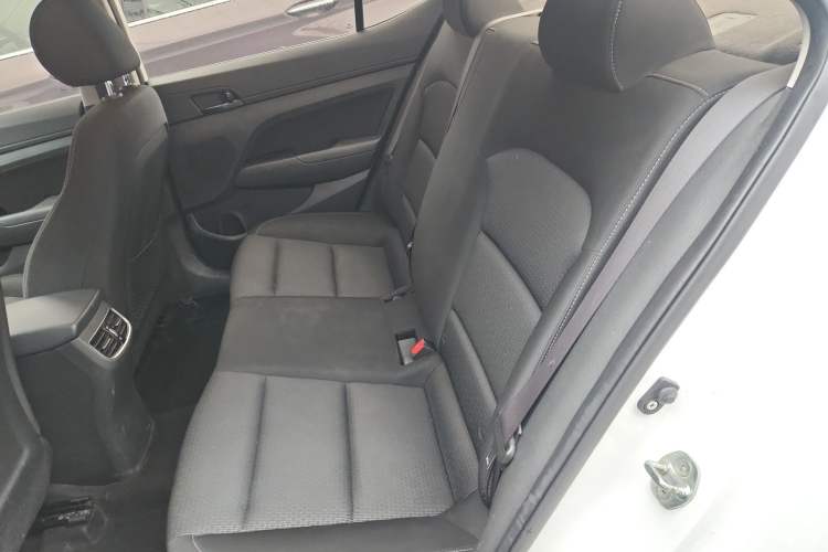 Used Hyundai Elantra (6th Generation / Lingdong) 2018 1.4T Dual-Clutch Xuan Dong · Dynamic Edition Left Rear Seat