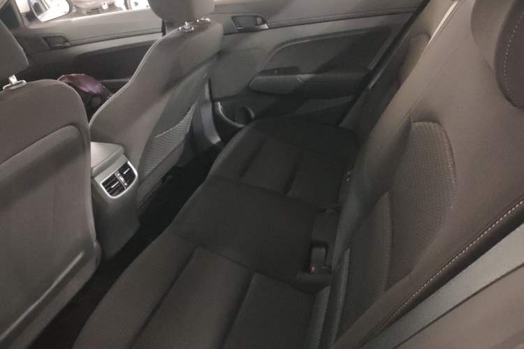 Used Hyundai Elantra (6th Generation / Lingdong) 2018 1.4T Dual-Clutch Xuan Dong · Dynamic Edition Left Rear Seat