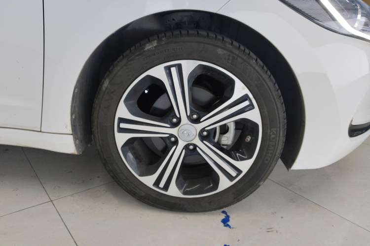 Used Hyundai Elantra (6th Generation / Lingdong) 2018 1.4T Dual-Clutch Xuan Dong · Dynamic Edition Left Rear Wheel Hub