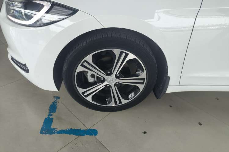 Used Hyundai Elantra (6th Generation / Lingdong) 2018 1.4T Dual-Clutch Xuan Dong · Dynamic Edition Left Rear Wheel Hub