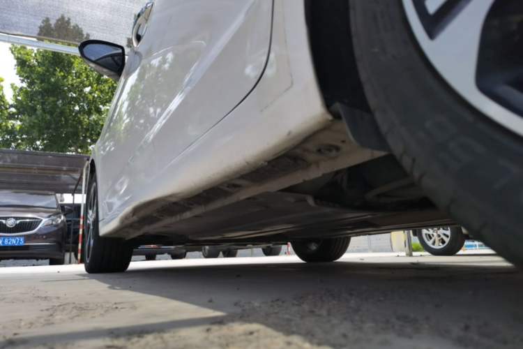 Used Hyundai Elantra (6th Generation / Lingdong) 2018 1.4T Dual-Clutch Xuan Dong · Dynamic Edition Left Side Sill