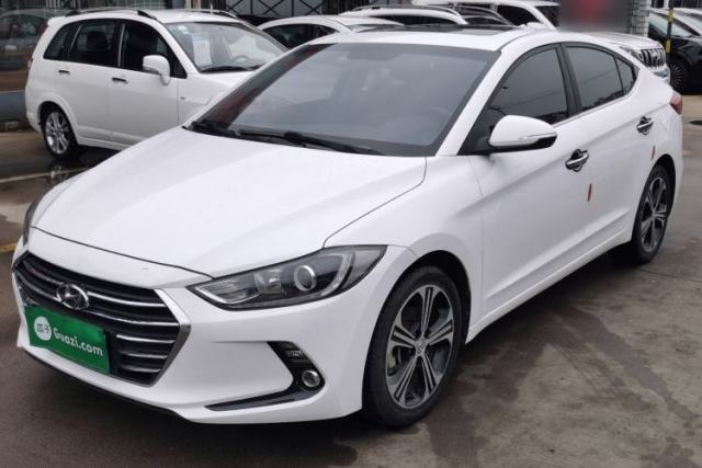Używany Hyundai Elantra (6th Generation / Lingdong) 2018 1.4T Dual-Clutch Xuan Dong · Dynamic Edition