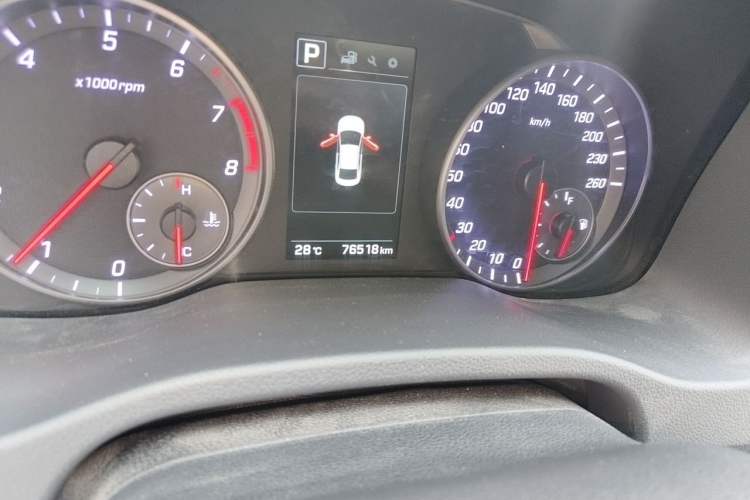 Used Hyundai Elantra (6th Generation / Lingdong) 2018 1.4T Dual-Clutch Xuan Dong · Dynamic Edition Odometer Close Up