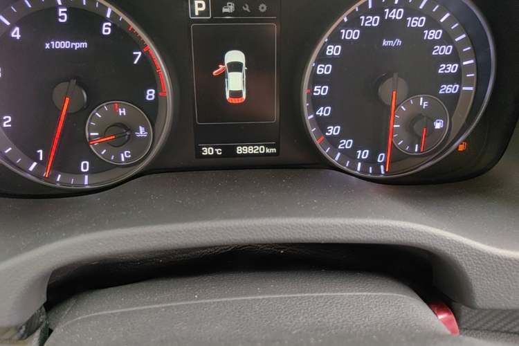 Used Hyundai Elantra (6th Generation / Lingdong) 2018 1.4T Dual-Clutch Xuan Dong · Dynamic Edition Odometer Close Up