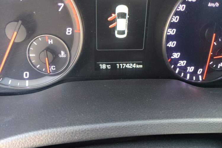 Used Hyundai Elantra (6th Generation / Lingdong) 2018 1.4T Dual-Clutch Xuan Dong · Dynamic Edition Odometer Close Up