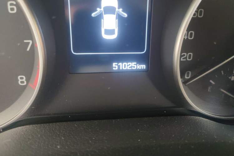 Used Hyundai Elantra (6th Generation / Lingdong) 2018 1.6L Automatic 15th Anniversary Special Edition Odometer Close Up