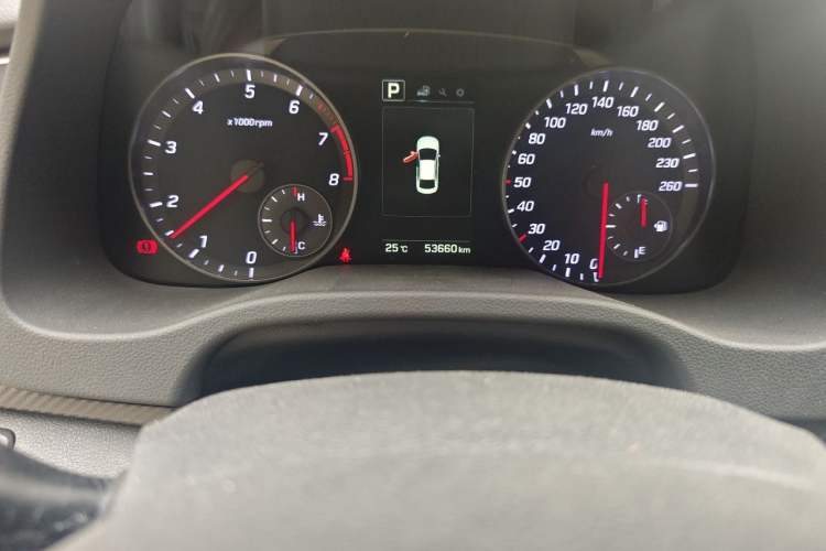 Used Hyundai Elantra (6th Generation / Lingdong) 2018 1.4T Dual-Clutch Xuan Dong · Dynamic Edition Odometer Close Up