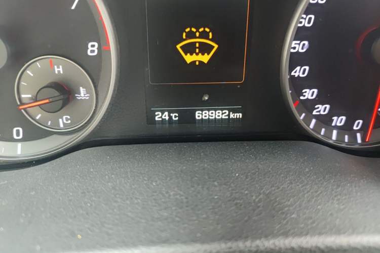 Used Hyundai Elantra (6th Generation / Lingdong) 2018 1.4T Dual-Clutch Xuan Dong · Dynamic Edition Odometer Close Up