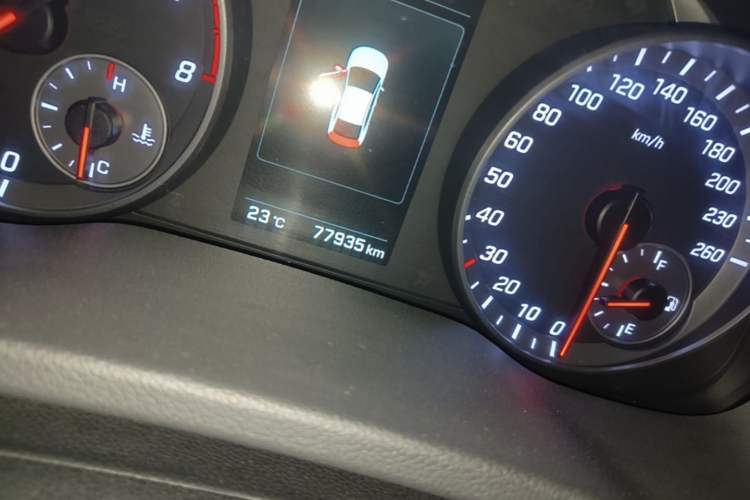 Used Hyundai Elantra (6th Generation / Lingdong) 2018 1.4T Dual-Clutch Xuan Dong · Dynamic Edition Odometer Close Up