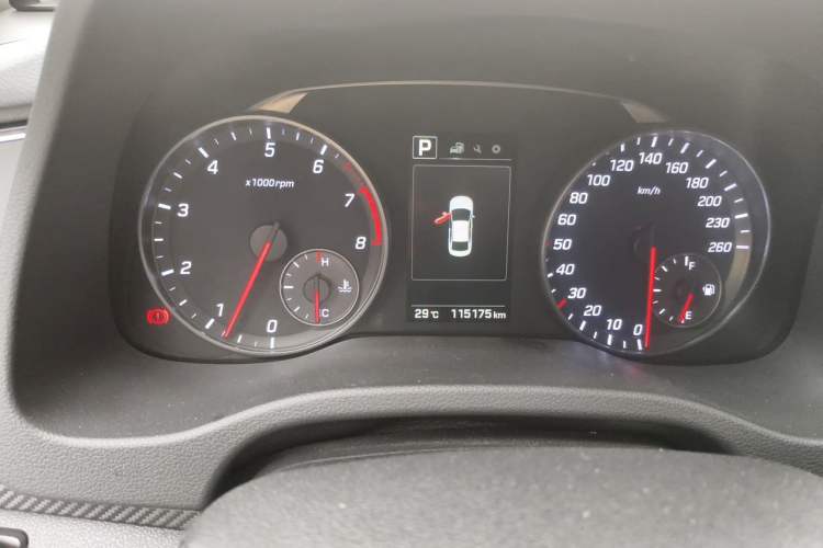 Used Hyundai Elantra (6th Generation / Lingdong) 2018 1.4T Dual-Clutch Xuan Dong · Dynamic Edition Odometer Close Up