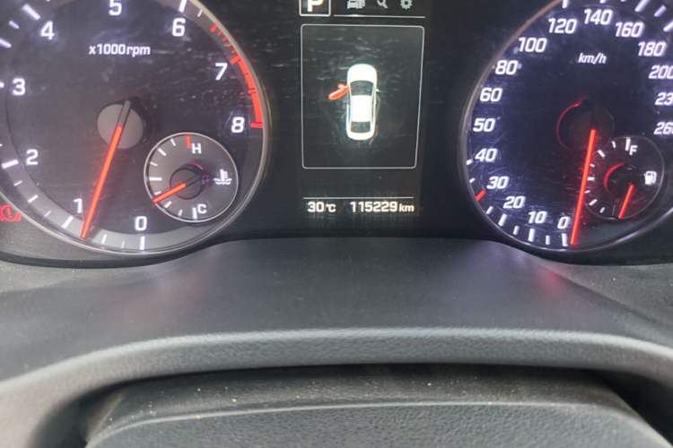 Used Hyundai Elantra (6th Generation / Lingdong) 2018 1.4T Dual-Clutch Xuan Dong · Dynamic Edition Odometer Close Up