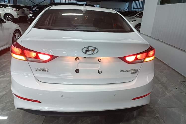 Used Hyundai Elantra (6th Generation / Lingdong) 2018 1.6L Automatic 15th Anniversary Special Edition Rear