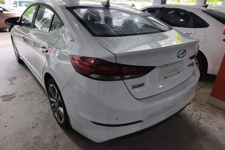 Used Hyundai Elantra (6th Generation / Lingdong) 2018 1.6L Automatic 15th Anniversary Special Edition Rear Left 45 Deg