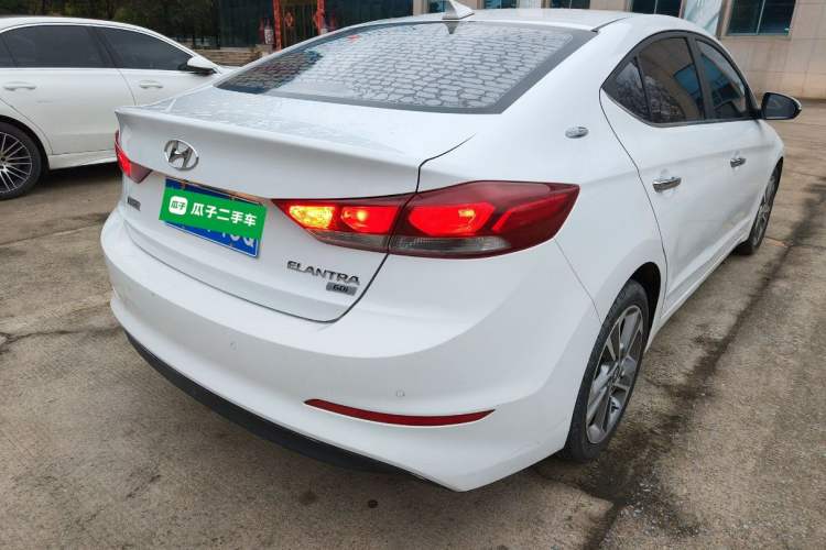 Used Hyundai Elantra (6th Generation / Lingdong) 2018 1.6L Automatic 15th Anniversary Special Edition Rear Right 45 Deg