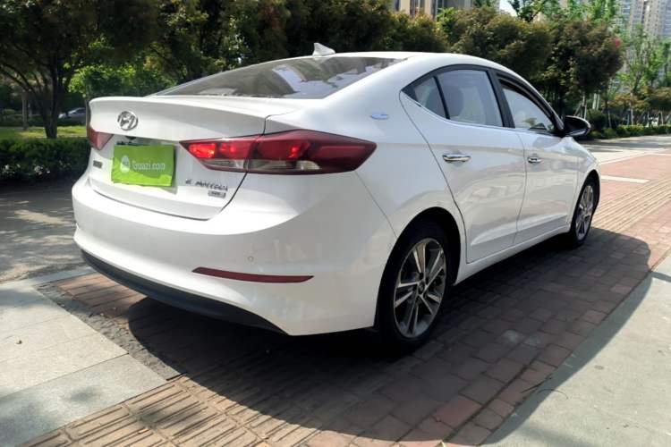 Used Hyundai Elantra (6th Generation / Lingdong) 2018 1.6L Automatic 15th Anniversary Special Edition Rear Right 45 Deg