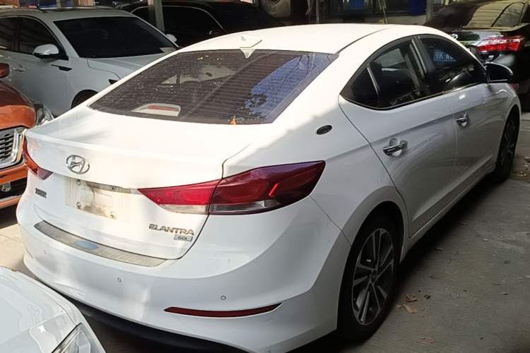 Used Hyundai Elantra (6th Generation / Lingdong) 2018 1.6L Automatic 15th Anniversary Special Edition Rear Right 45 Deg