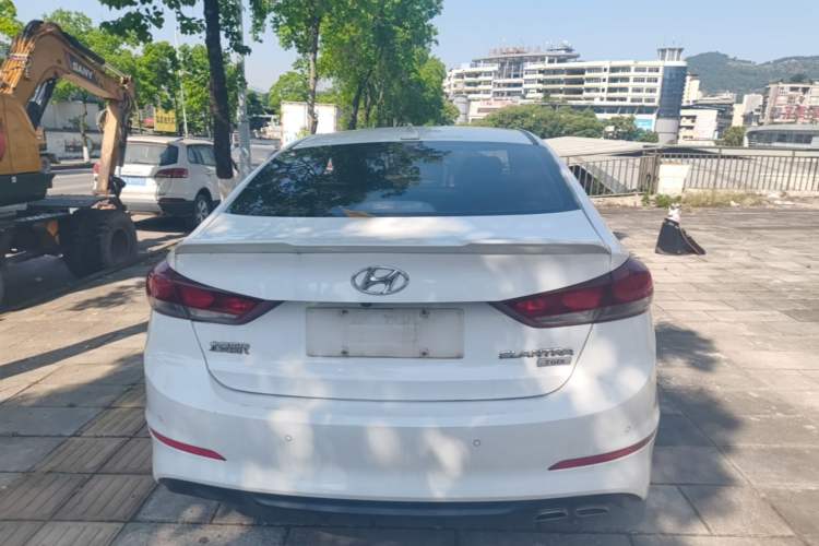 Used Hyundai Elantra (6th Generation / Lingdong) 2018 1.4T Dual-Clutch Xuan Dong · Dynamic Edition Rear