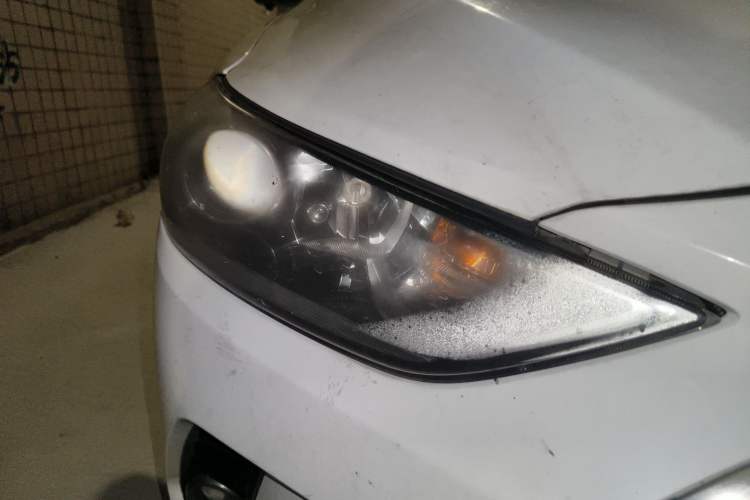Used Hyundai Elantra (6th Generation / Lingdong) 2018 1.4T Dual-Clutch Xuan Dong · Dynamic Edition Right Front Headlight