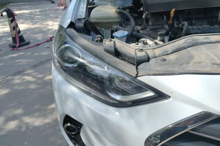 Used Hyundai Elantra (6th Generation / Lingdong) 2018 1.4T Dual-Clutch Xuan Dong · Dynamic Edition Right Front Headlight