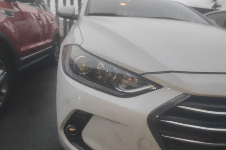 Used Hyundai Elantra (6th Generation / Lingdong) 2018 1.4T Dual-Clutch Xuan Dong · Dynamic Edition Right Front Headlight