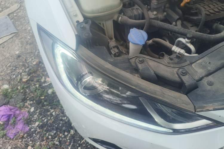 Used Hyundai Elantra (6th Generation / Lingdong) 2018 1.4T Dual-Clutch Xuan Dong · Dynamic Edition Right Front Headlight