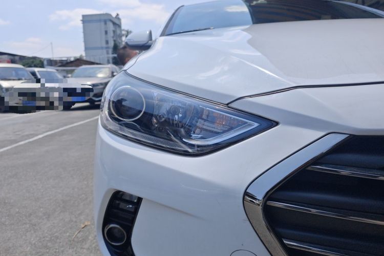 Used Hyundai Elantra (6th Generation / Lingdong) 2018 1.6L Automatic 15th Anniversary Special Edition Right Front Headlight