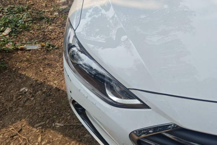 Used Hyundai Elantra (6th Generation / Lingdong) 2018 1.6L Automatic 15th Anniversary Special Edition Right Front Headlight