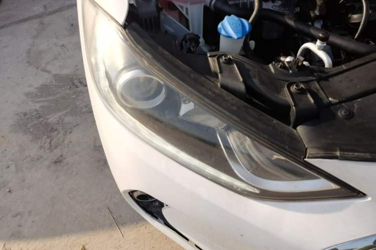 Used Hyundai Elantra (6th Generation / Lingdong) 2018 1.4T Dual-Clutch Xuan Dong · Dynamic Edition Right Front Headlight
