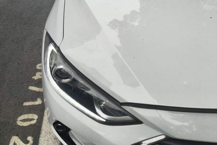 Used Hyundai Elantra (6th Generation / Lingdong) 2018 1.6L Automatic 15th Anniversary Special Edition Right Front Headlight