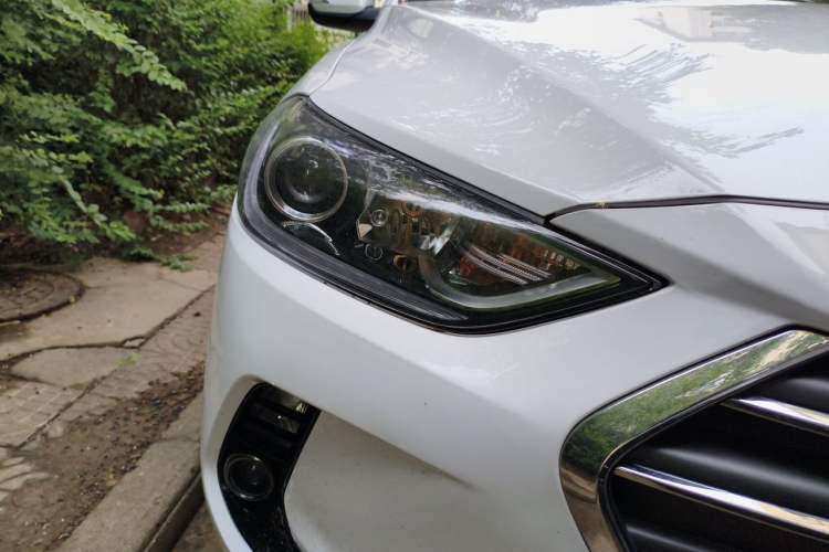 Used Hyundai Elantra (6th Generation / Lingdong) 2018 1.4T Dual-Clutch Xuan Dong · Dynamic Edition Right Front Headlight