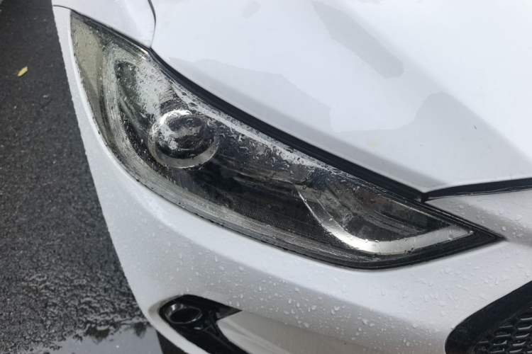 Used Hyundai Elantra (6th Generation / Lingdong) 2018 1.4T Dual-Clutch Xuan Dong · Dynamic Edition Right Front Headlight