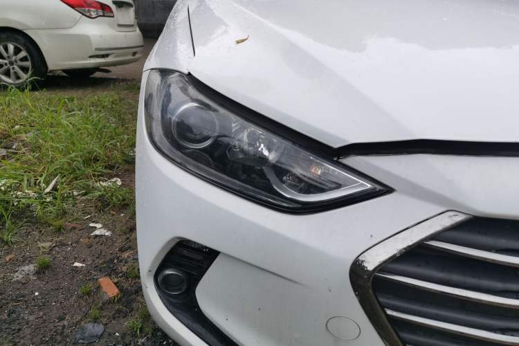 Used Hyundai Elantra (6th Generation / Lingdong) 2018 1.6L Automatic 15th Anniversary Special Edition Right Front Headlight