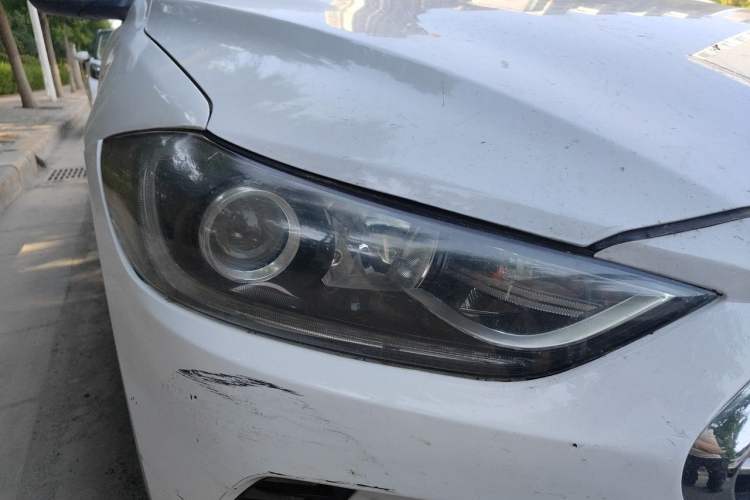 Used Hyundai Elantra (6th Generation / Lingdong) 2018 1.4T Dual-Clutch Xuan Dong · Dynamic Edition Right Front Headlight