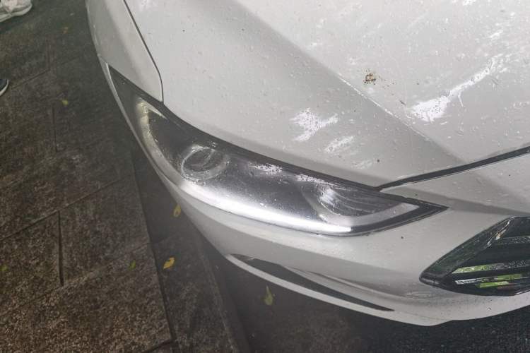 Used Hyundai Elantra (6th Generation / Lingdong) 2018 1.6L Automatic 15th Anniversary Special Edition Right Front Headlight