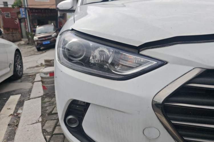 Used Hyundai Elantra (6th Generation / Lingdong) 2018 1.4T Dual-Clutch Xuan Dong · Dynamic Edition Right Front Headlight