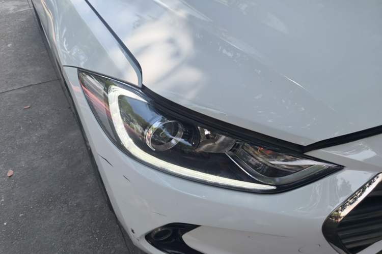 Used Hyundai Elantra (6th Generation / Lingdong) 2018 1.4T Dual-Clutch Xuan Dong · Dynamic Edition Right Front Headlight