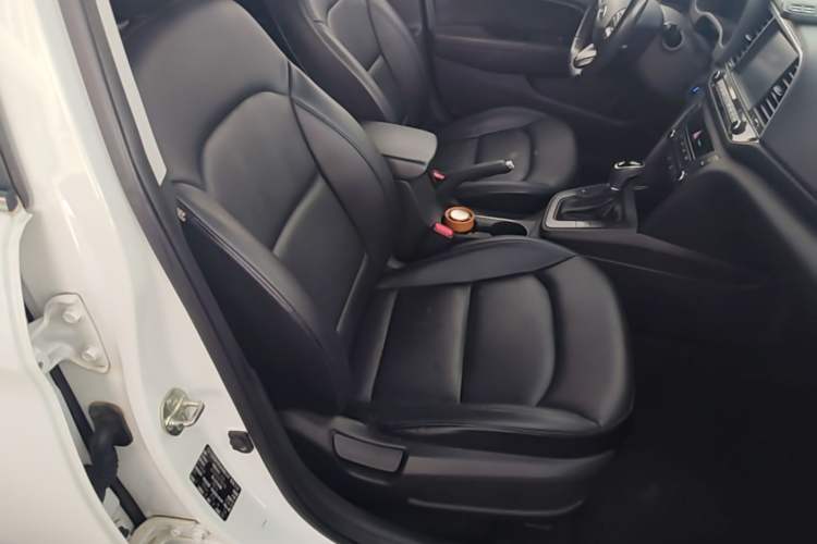 Used Hyundai Elantra (6th Generation / Lingdong) 2018 1.4T Dual-Clutch Xuan Dong · Dynamic Edition Right Front Seat