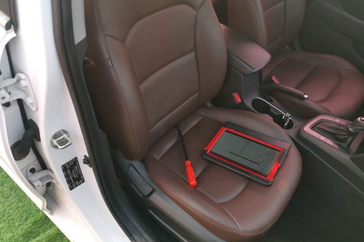 Used Hyundai Elantra (6th Generation / Lingdong) 2018 1.4T Dual-Clutch Xuan Dong · Dynamic Edition Right Front Seat