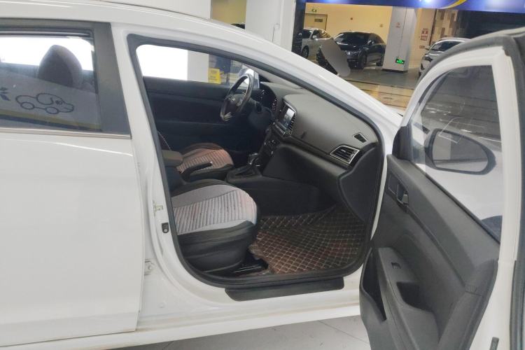 Used Hyundai Elantra (6th Generation / Lingdong) 2018 1.4T Dual-Clutch Xuan Dong · Dynamic Edition Right Front Seat